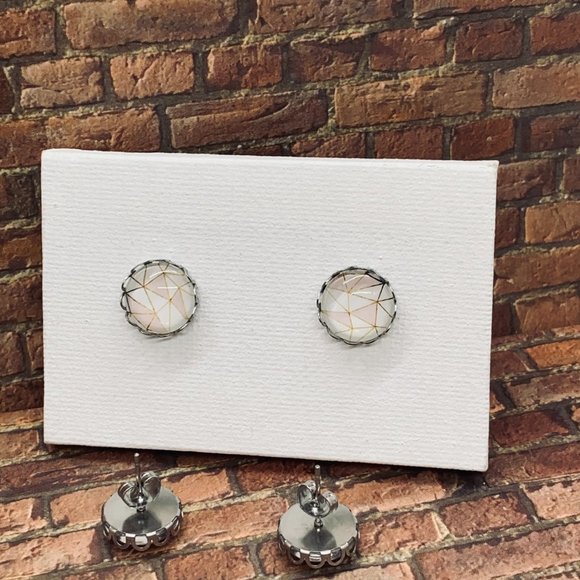 Hand Crafted 12 mm earrings- pink, gold, white - Picture 3 of 16